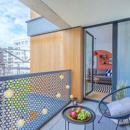 Design Apartment - Balcony, Free Parking, Yoga, 10 Mins To Center, By Gravity Prága Kültér fotó