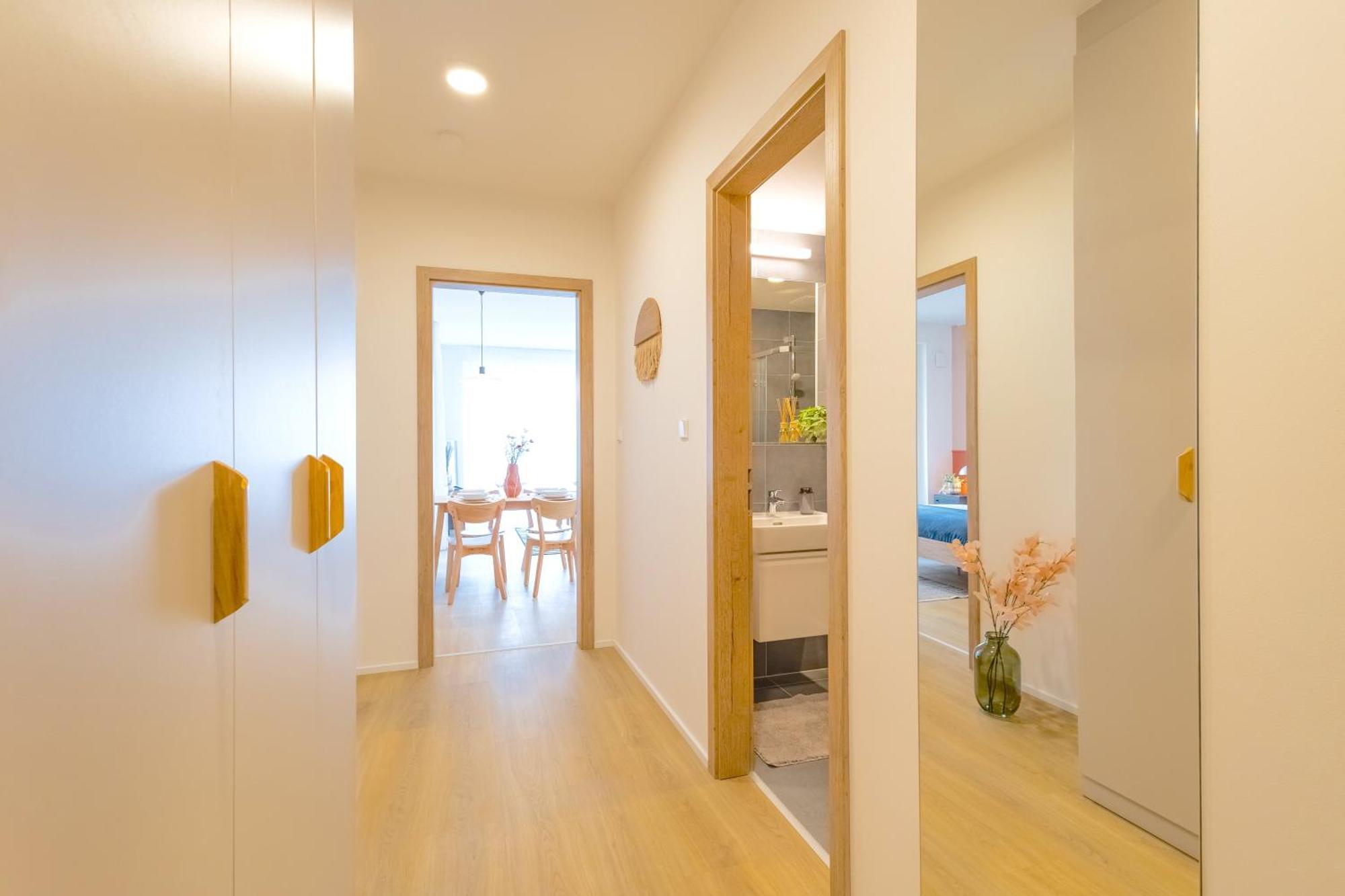 Design Apartment - Balcony, Free Parking, Yoga, 10 Mins To Center, By Gravity Prága Kültér fotó